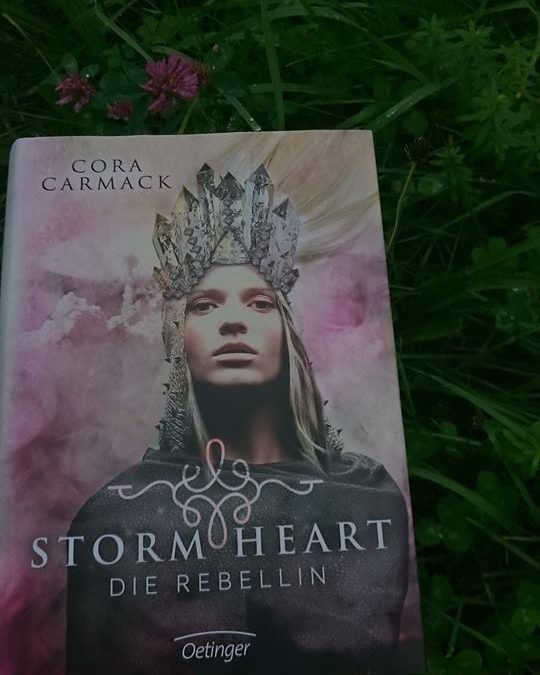 Stormheart – Die Rebellin von Cora Carmack